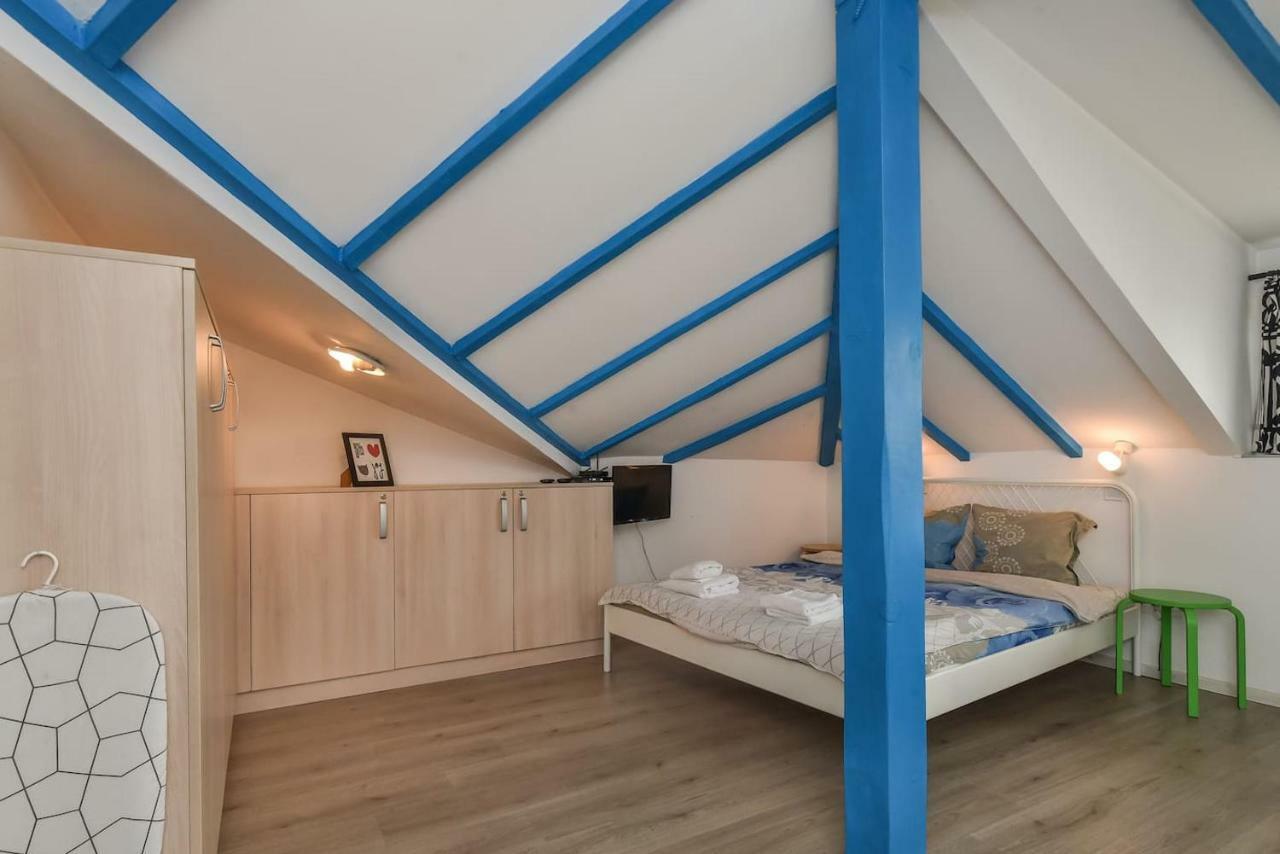 Apartament The Ivy House - A Cozy Attic Near The Center By Flat Mаnager